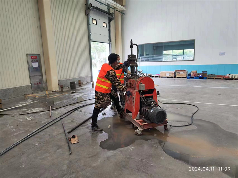 兰考厂房地面下沉塌陷注浆加固施工